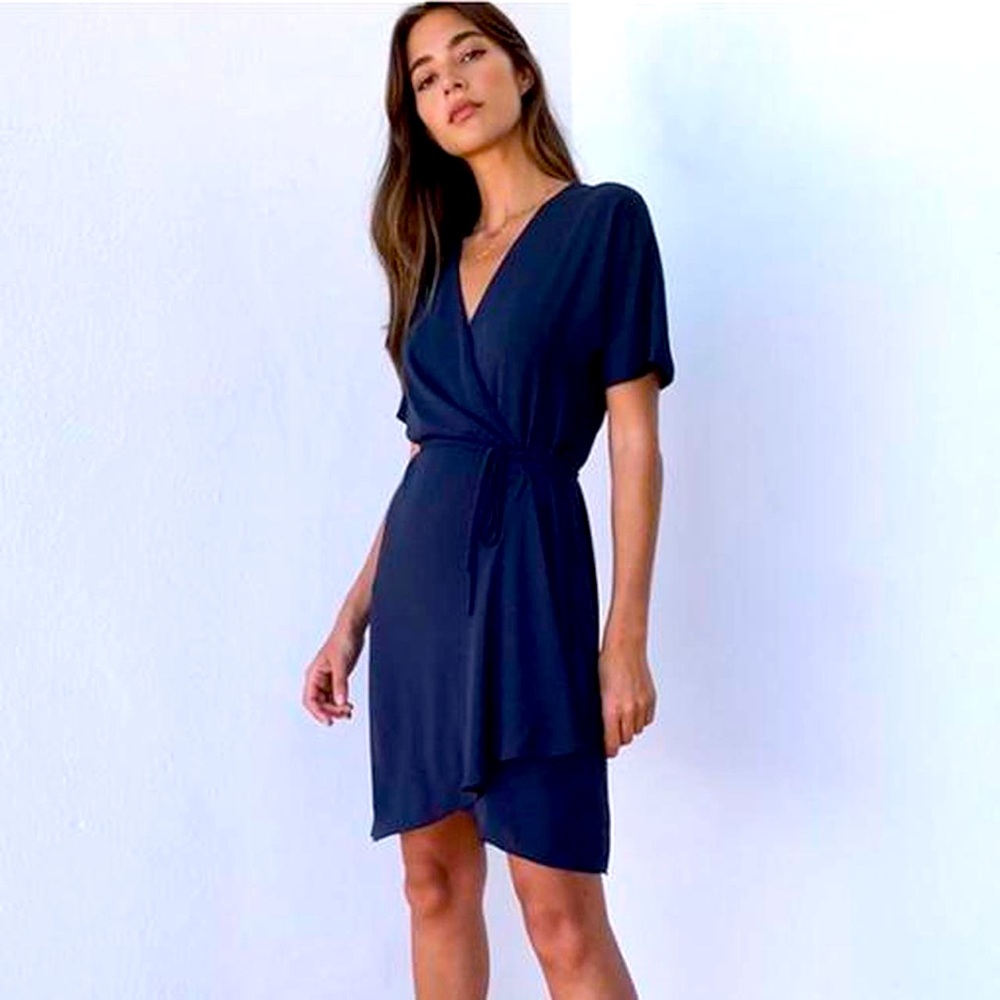 Aritzia Babaton Wallace Navy Blue Short Sleeve Wrap Mini Dress Size Small